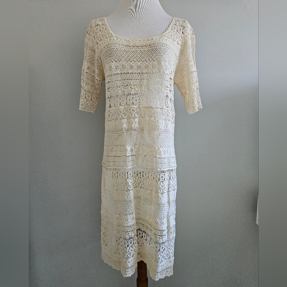 Solitaire | Cream Lace Dress/Cover-up